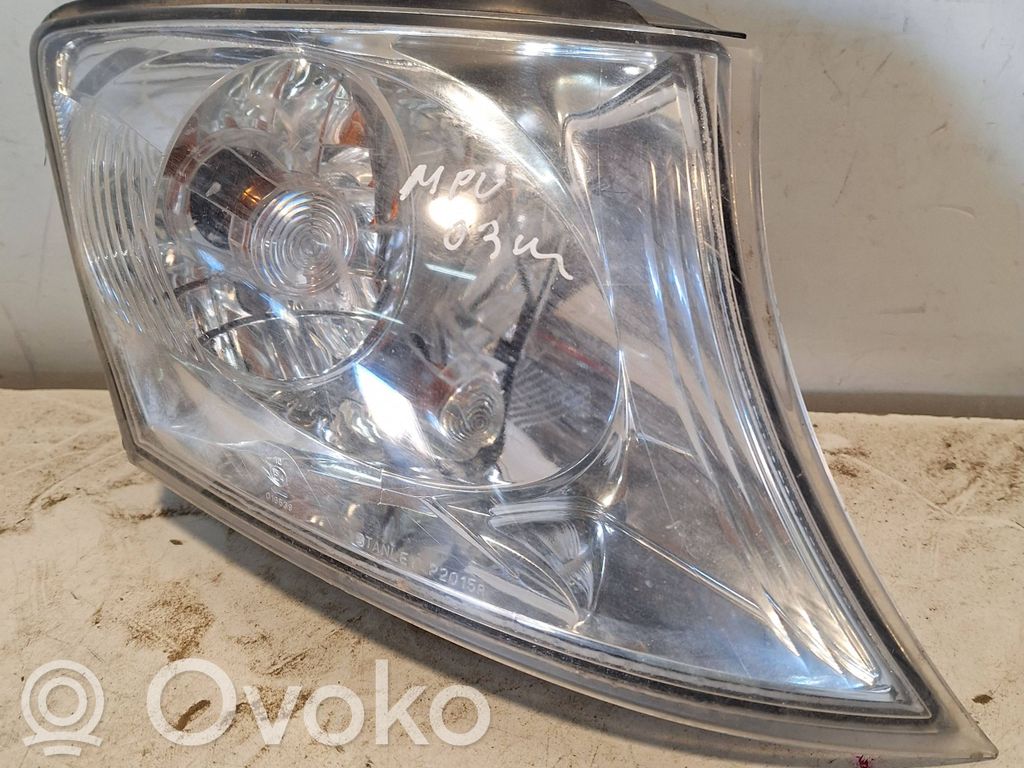 Mazda MPV Front indicator light 