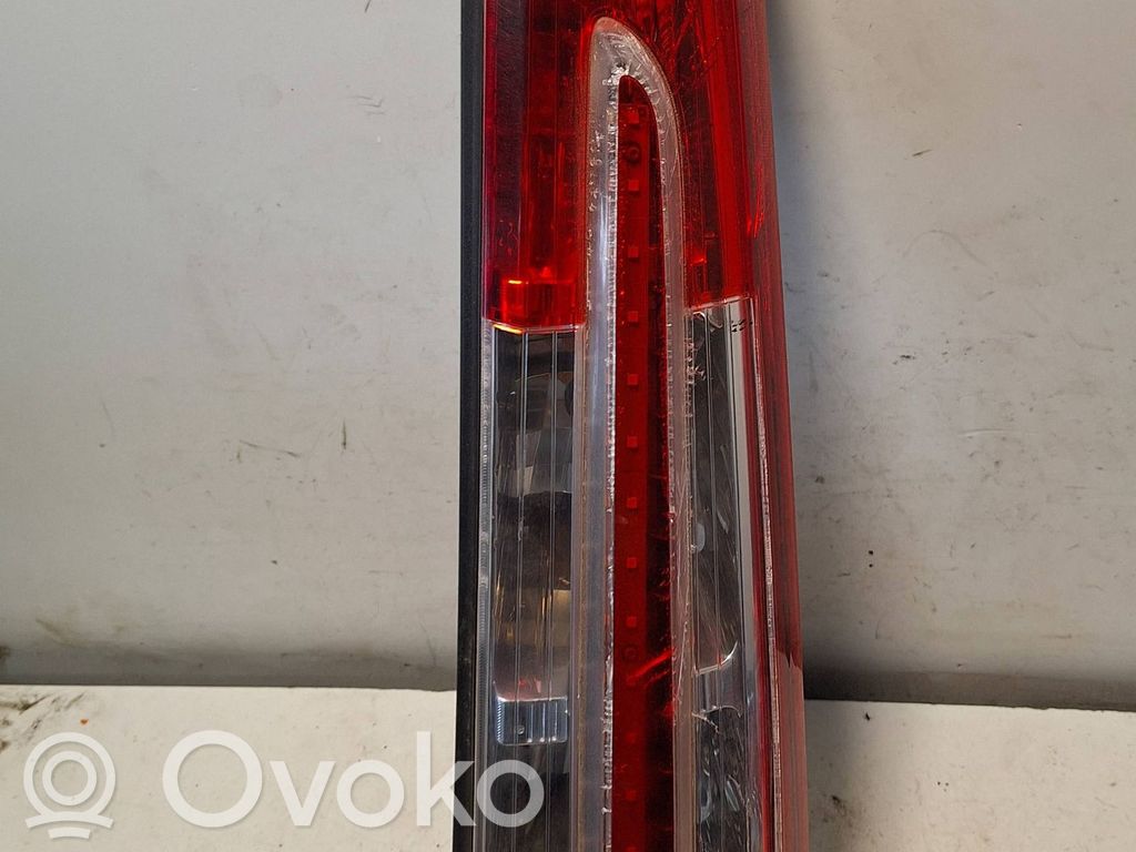 Ford C-MAX I Rear/tail lights 