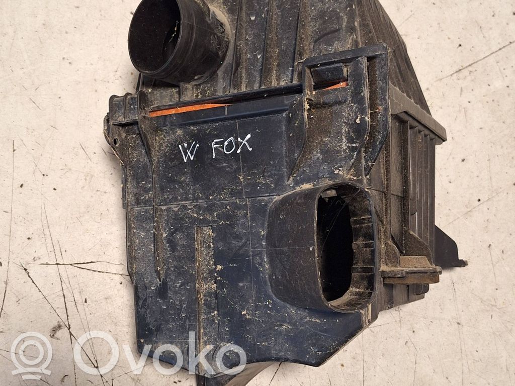 Volkswagen Fox Luftfilterkasten 