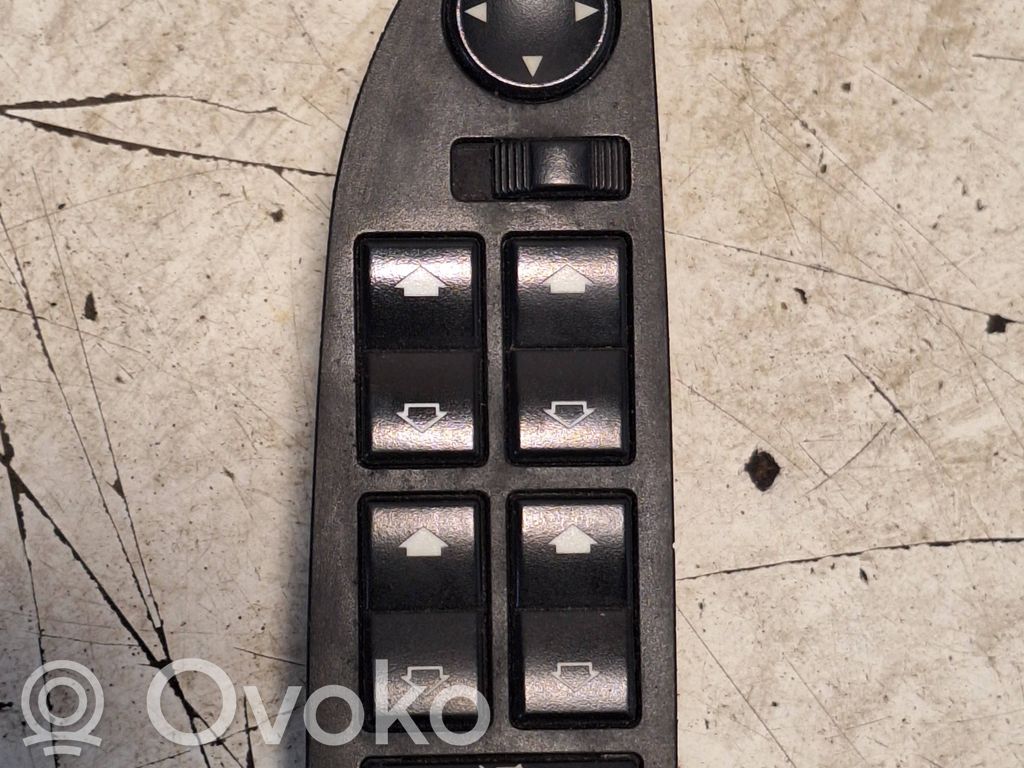 Electric window control switch   8368966,028424,9714