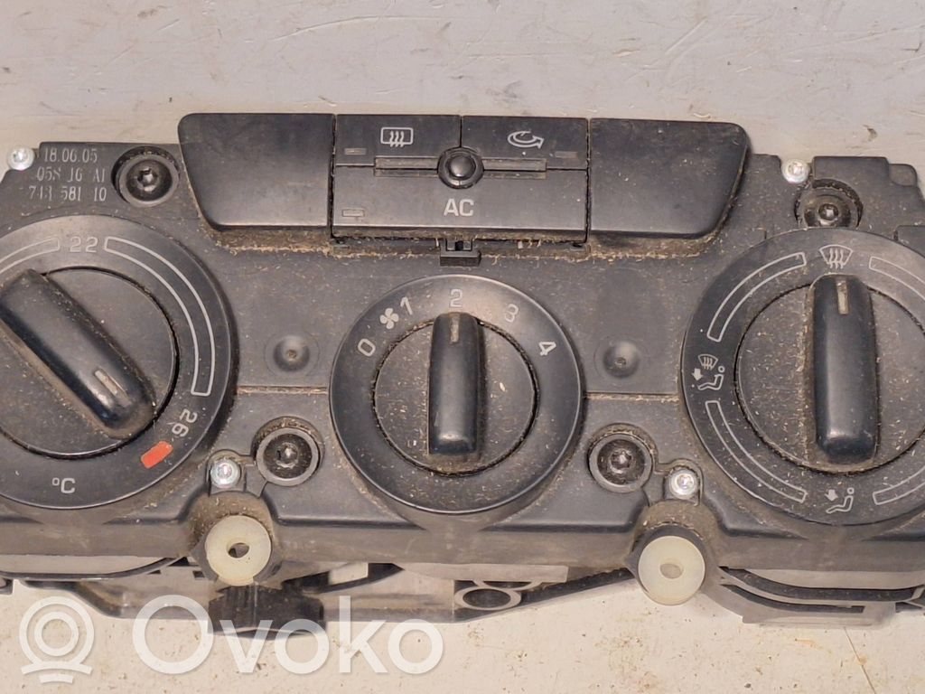 Skoda Octavia Mk2 (1Z) Gaisa kondicioniera / klimata kontroles / salona apsildes vadības bloks (salonā) 