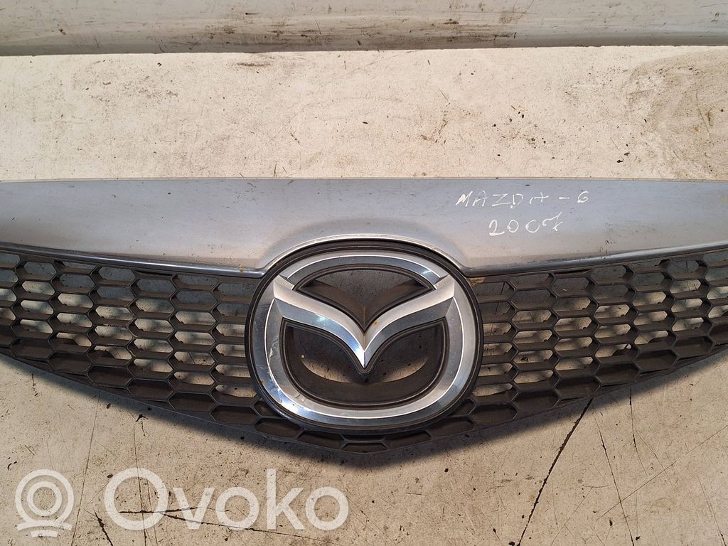 Front grill   GR1L50712