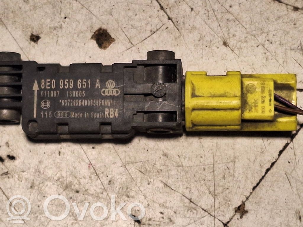 Airbagsensor Crashsensor Drucksensor   8E0959651A,130605,011087
