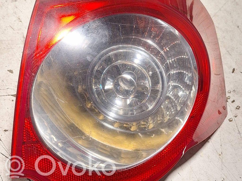 Volkswagen PASSAT B6 Lampă spate în caroserie 