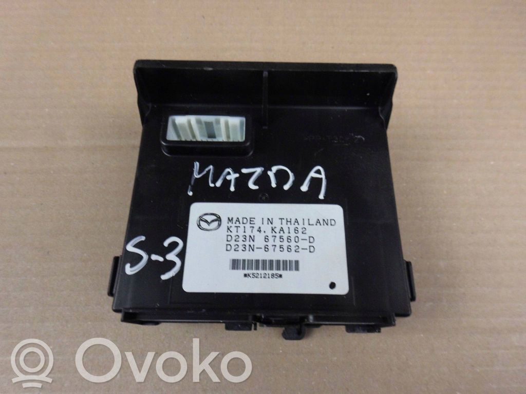 Autres unités de commande / modules   D23N67562D