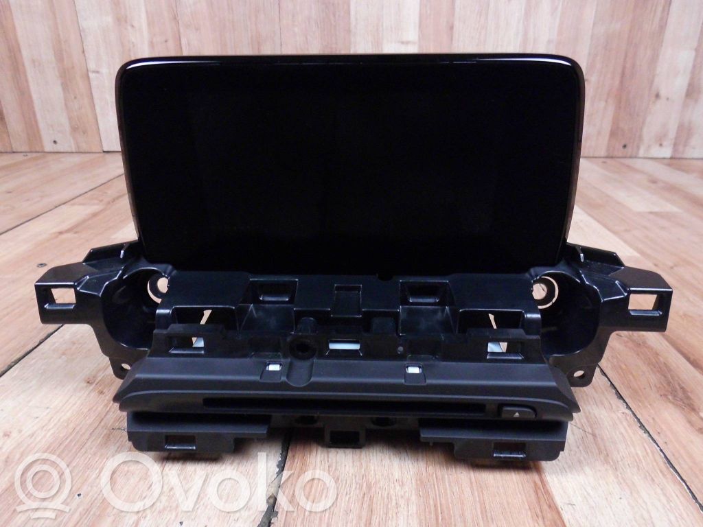 Navigation unit CD/DVD player   KB8M669C0D