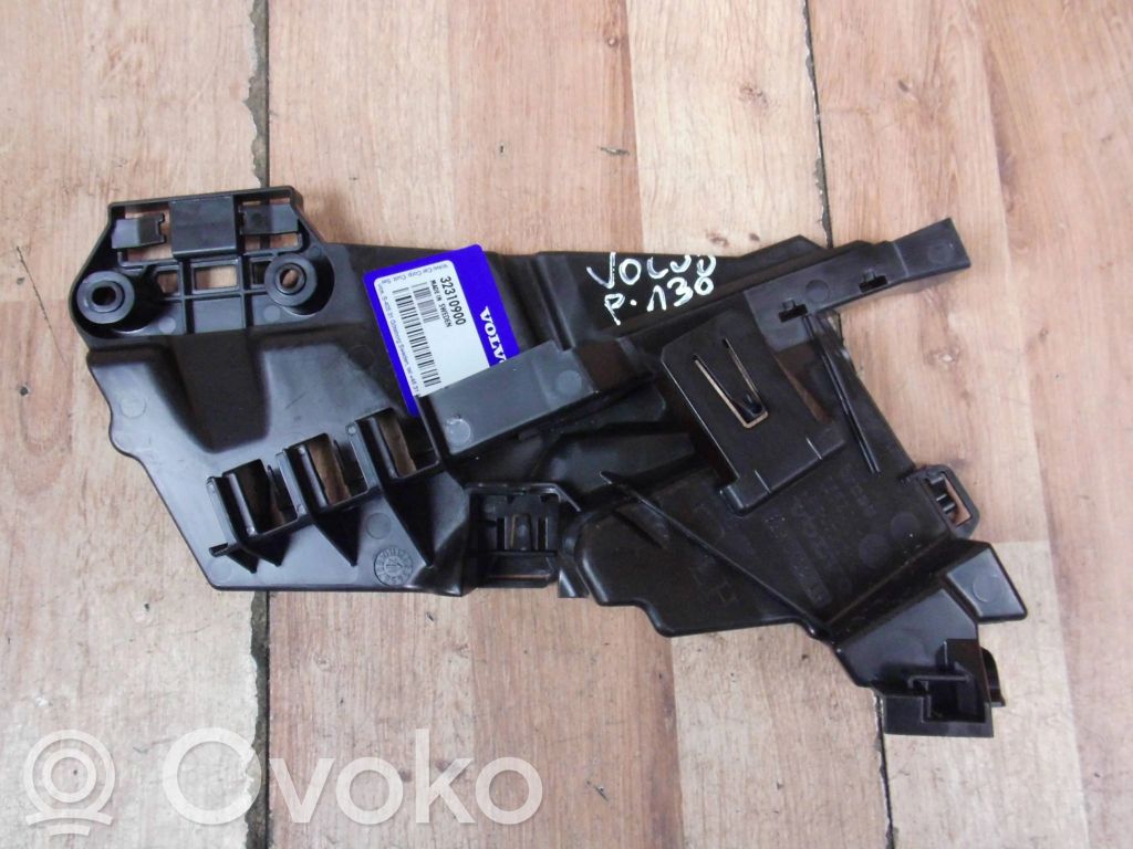 Volvo XC60 Zamek drzwi tylnych 