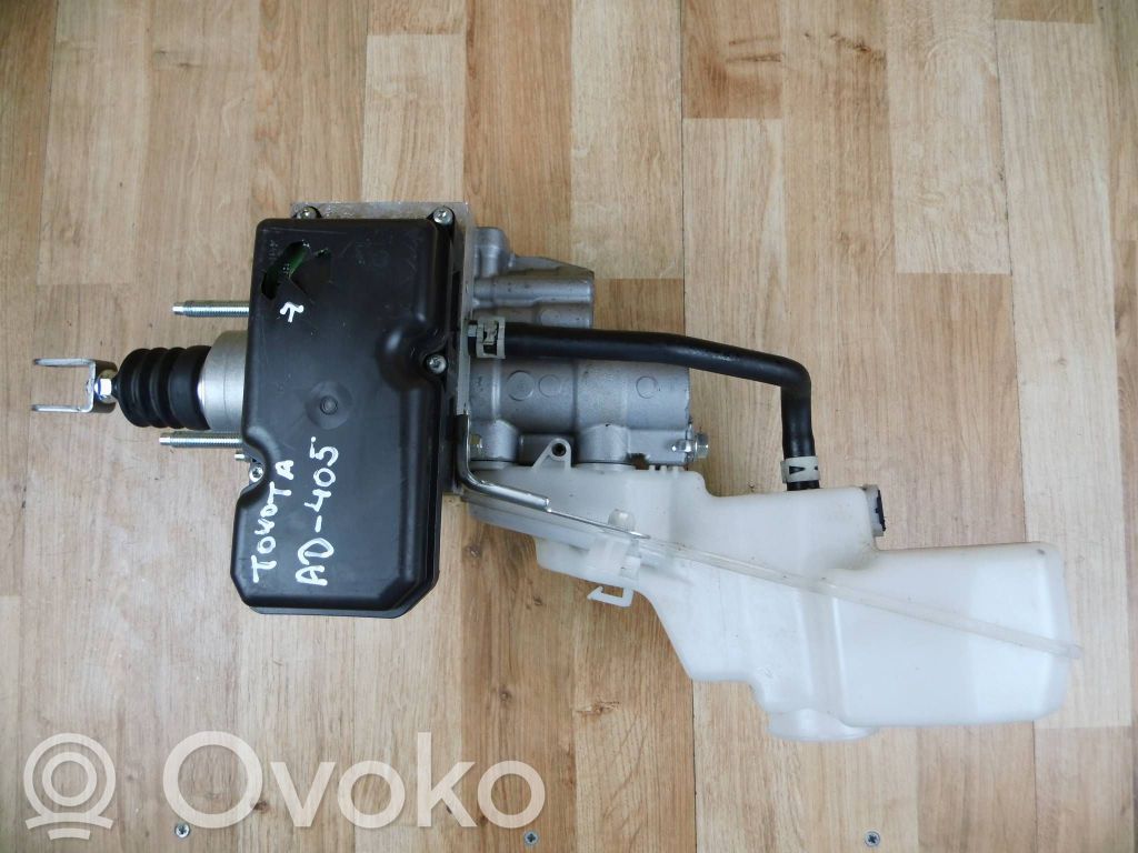 Toyota Corolla E210 E21 Maître-cylindre de frein 