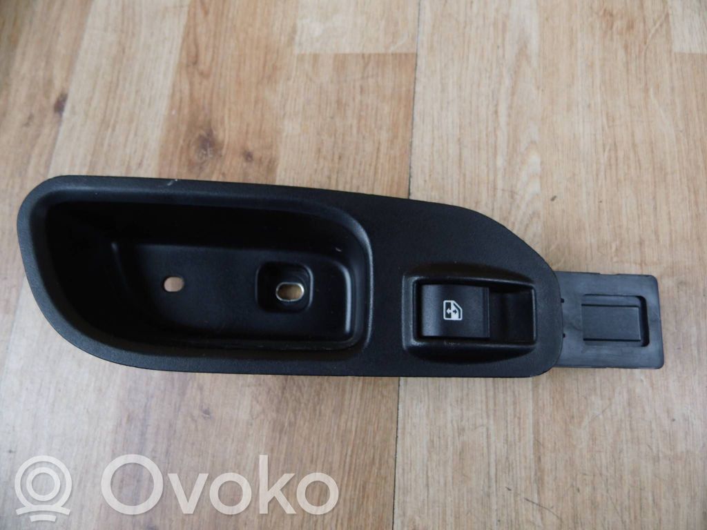 Fiat Tipo Przyciski szyb 