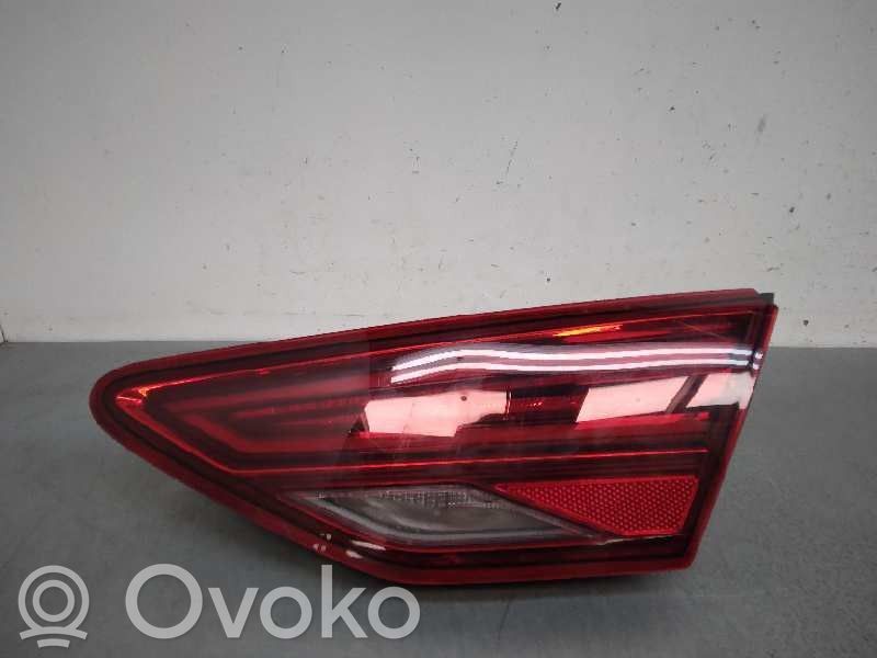 Seat Leon (5F) Galinis žibintas kėbule 