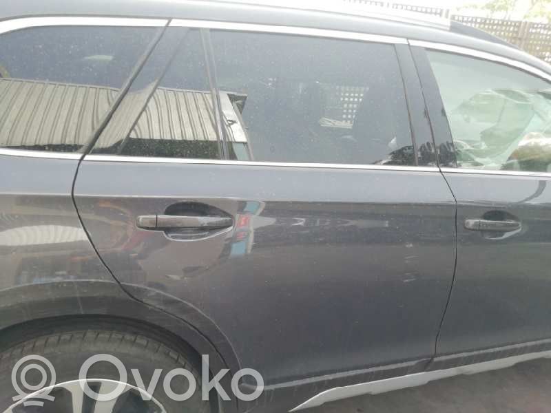 Subaru Outback (BS) Puerta trasera 