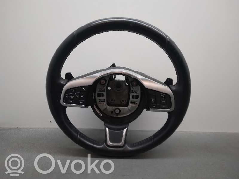 Jaguar XE Volan 