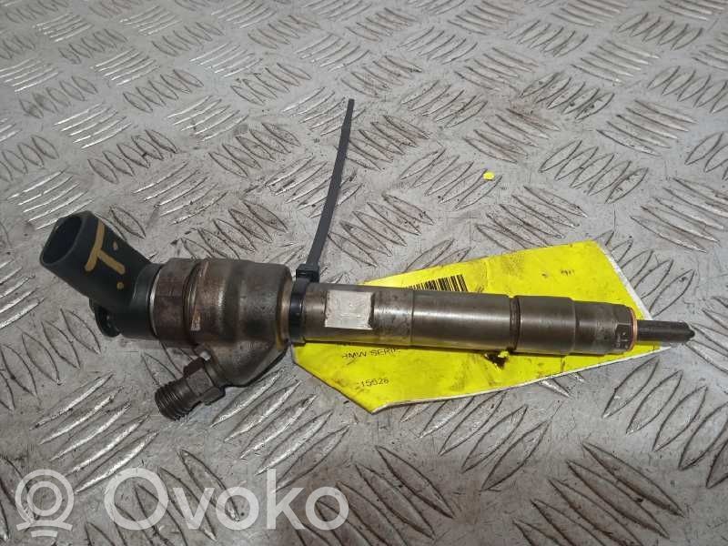 Fuel injector   7798446,0445110289