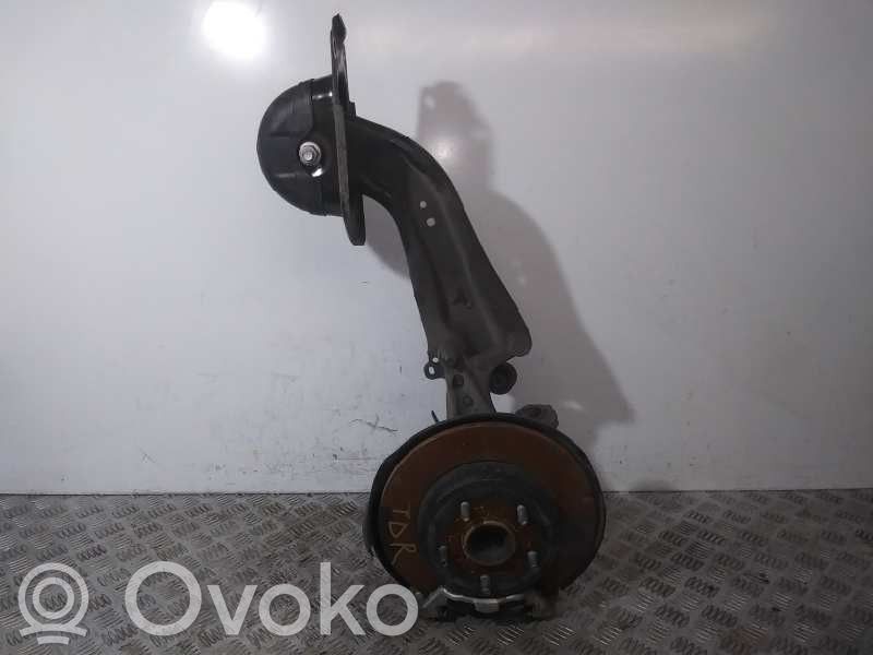 Toyota Corolla E160 E170 Fuso a snodo con mozzo ruota posteriore 