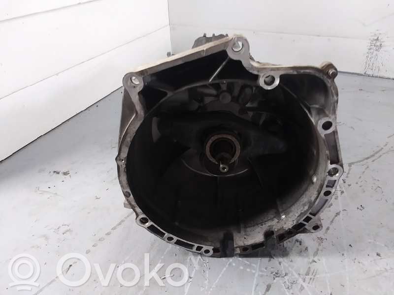BMW 3 E90 E91 Mechaninė 5 pavarų dėžė 