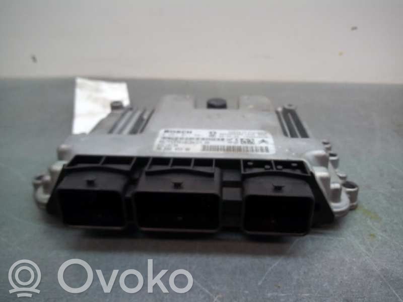 Unidad de control/módulo del motor   9658945380,0281011561