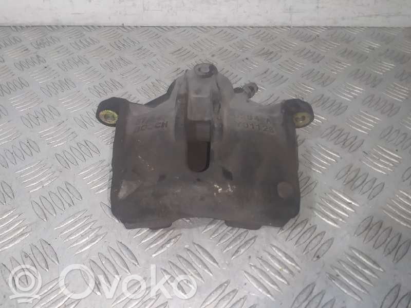 Ford Mondeo Mk III Caliper de freno delantero 