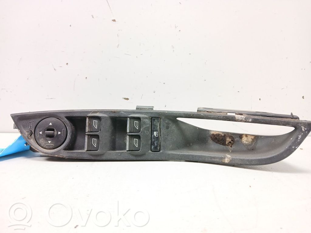 Electric window control switch   3S010138819,F1ET14A132CC