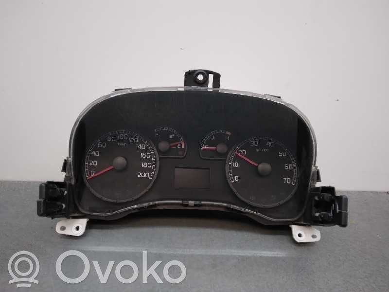 Fiat Punto (188) Vitezometru (grup de instrumente) 