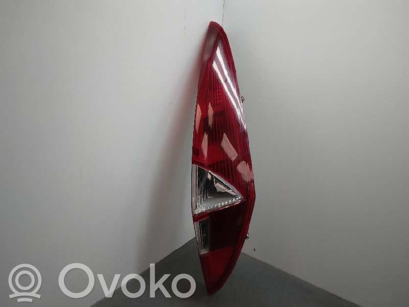Lampa tylna   11A541B