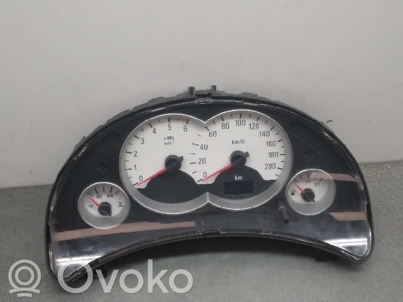 Opel Corsa C Speedometer (instrument cluster) 