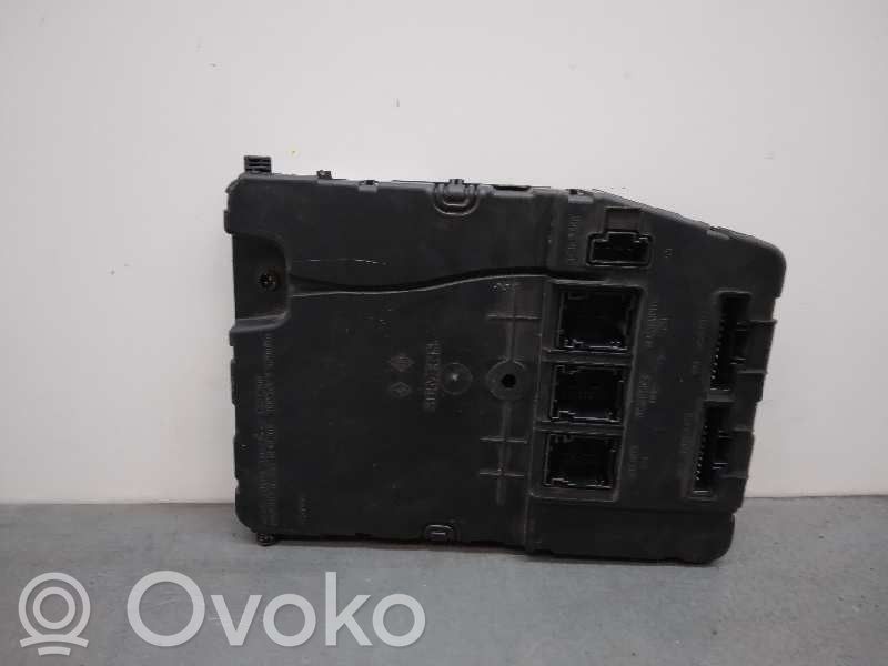 CAS control unit/module   8200606830