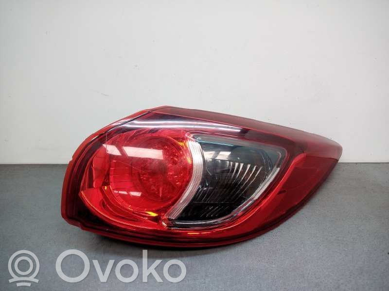 Rear/tail lights   GOLPEADO