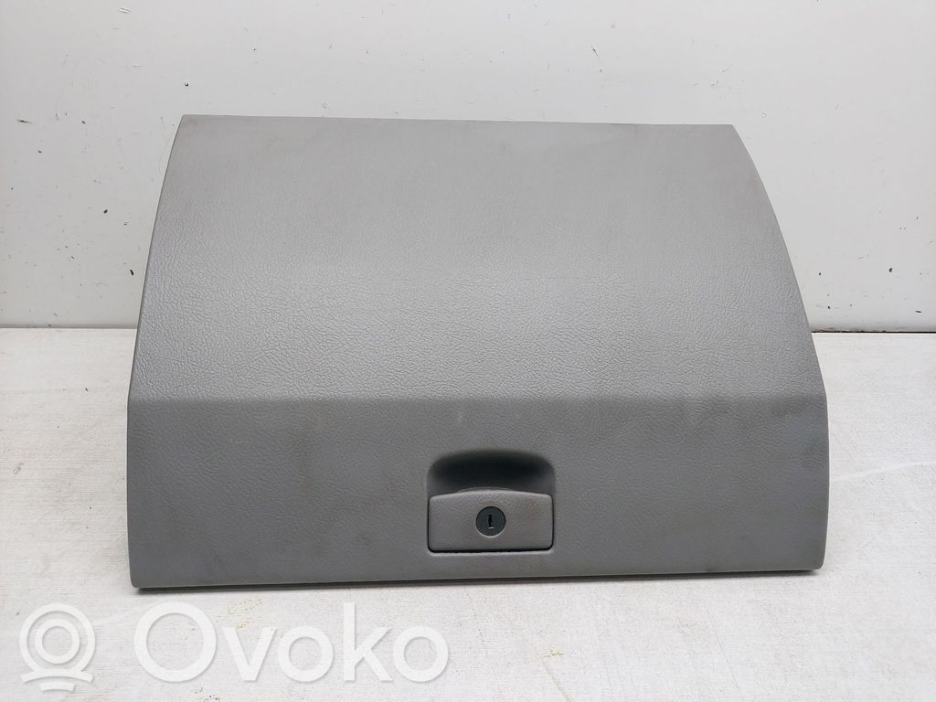 Guantera   845113E500