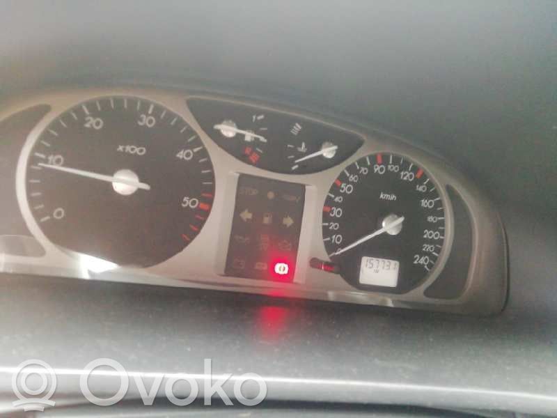 Renault Laguna II Speedometer (instrument cluster) 