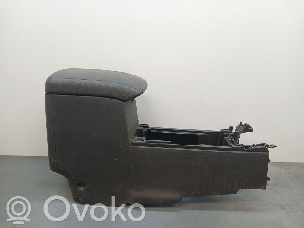 Nissan Navara Reposabrazos 