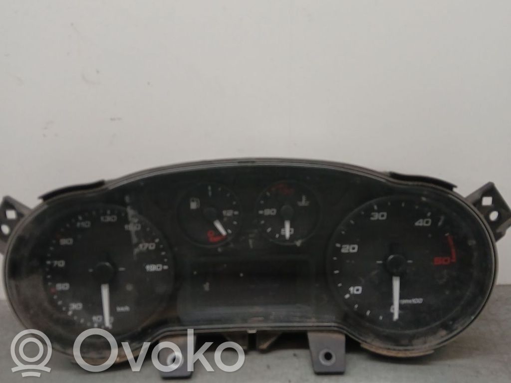 Iveco Daily 6th gen Licznik / Prędkościomierz 