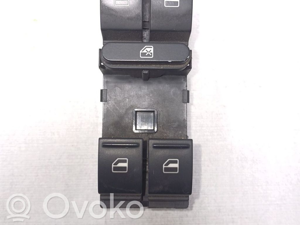 Volkswagen Passat Alltrack Przyciski szyb 