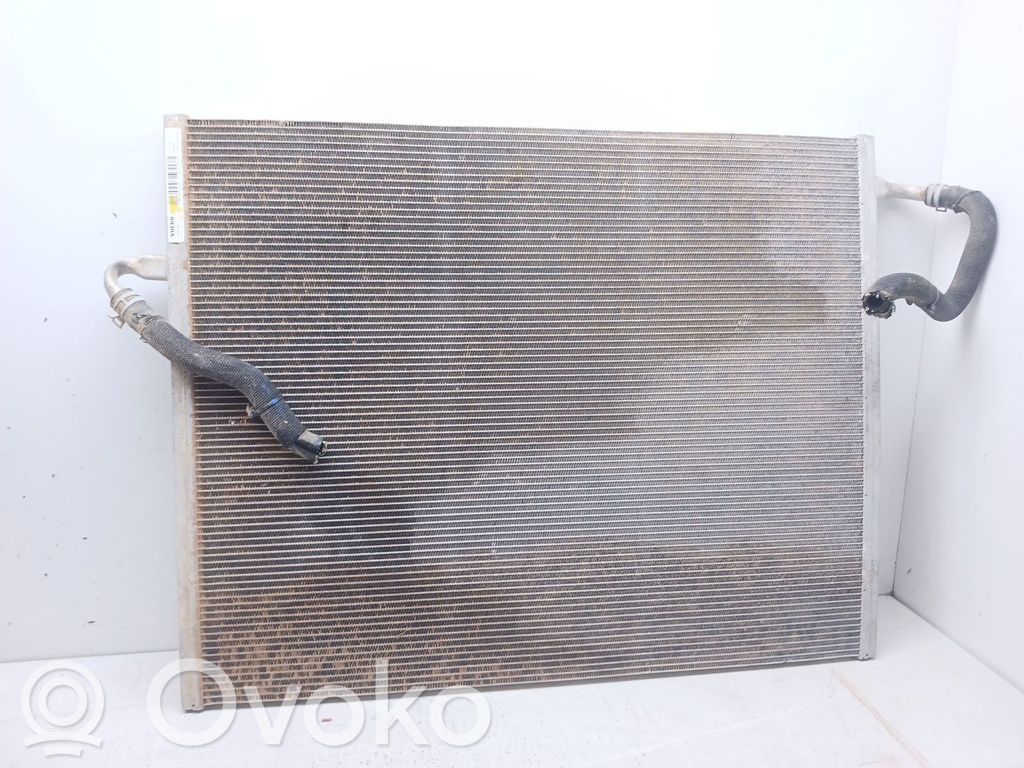 Volvo XC60 Chłodnica powietrza doładowującego / Intercooler 
