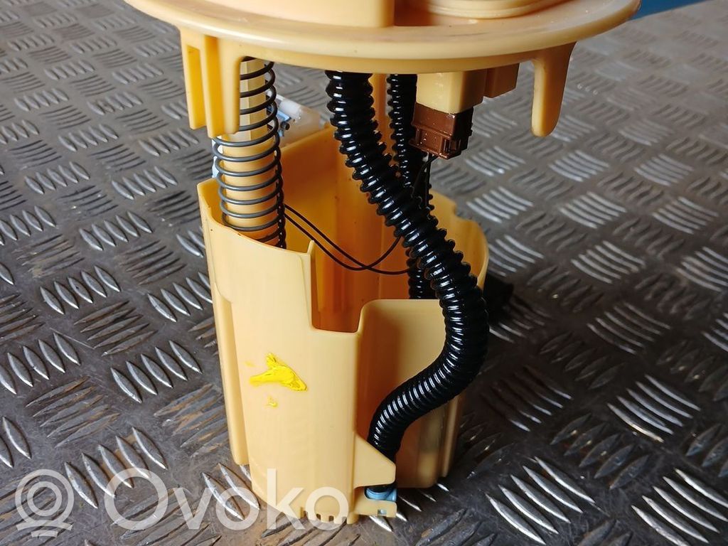 Pompe à carburant   9685479280