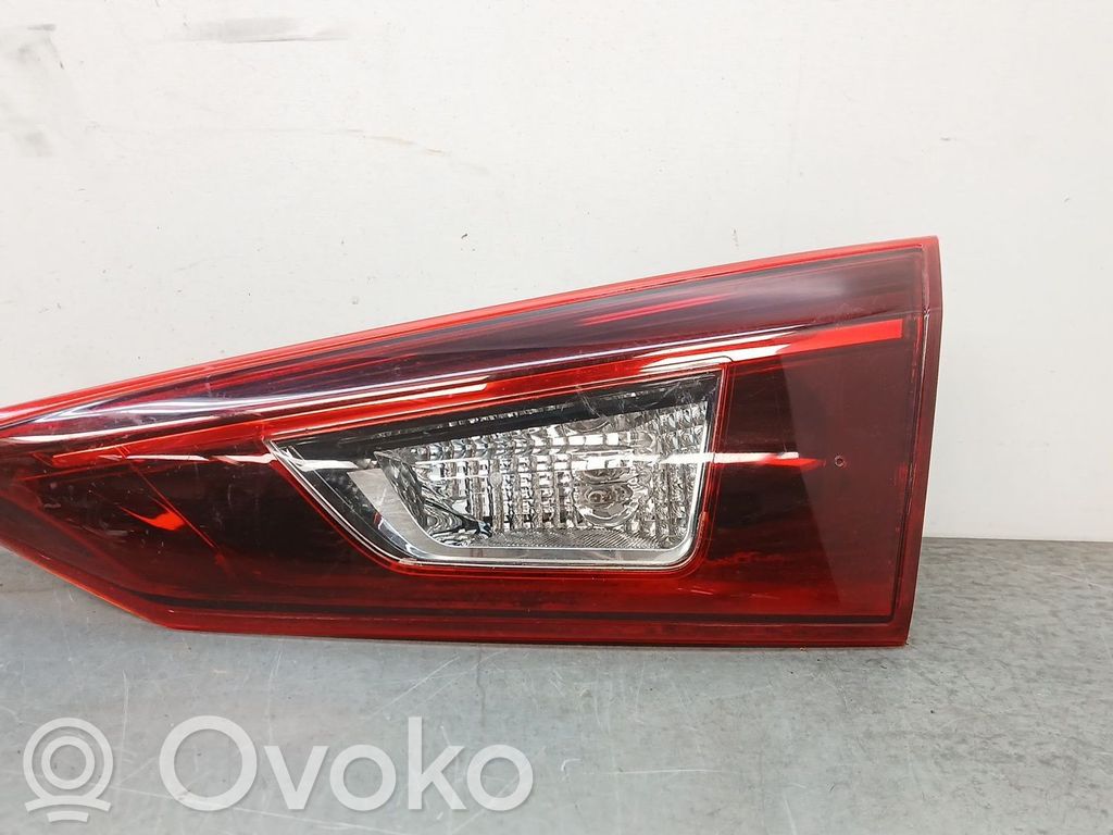 Mazda 3 III Takavalot 