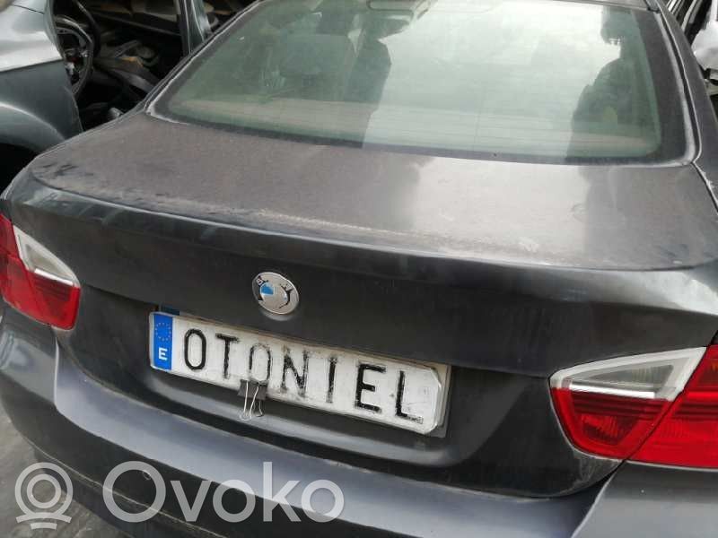 Tailgate/trunk/boot lid   1SERIE
