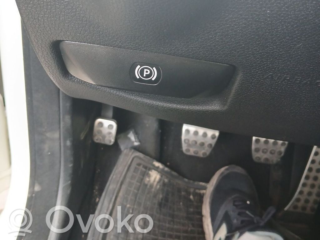 Mercedes-Benz C W204 Rączka / Dźwignia hamulca ręcznego