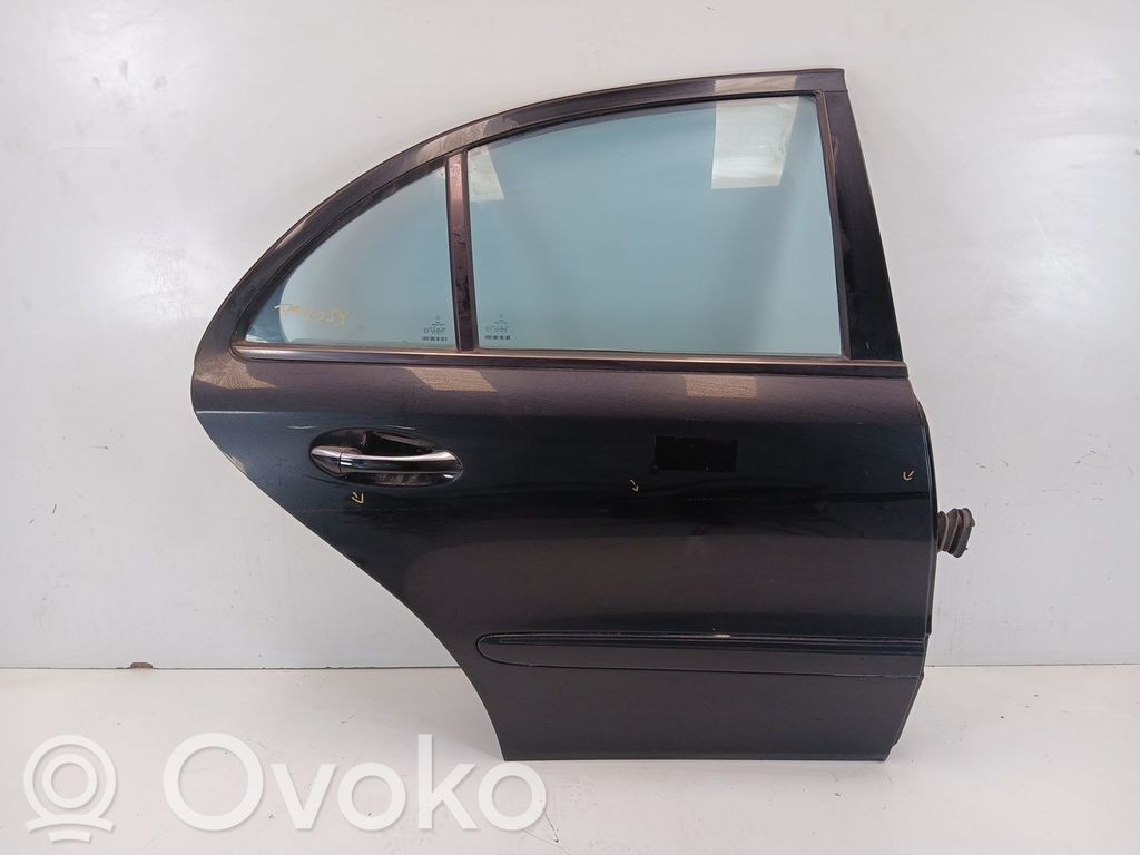 Mercedes-Benz E W211 Puerta trasera 