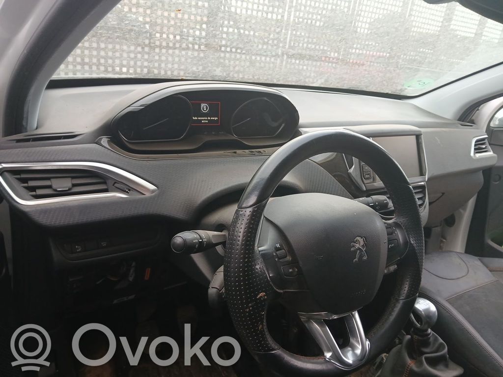 Peugeot 2008 I Set airbag 