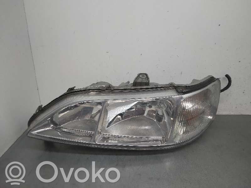 Honda Accord Phare frontale 