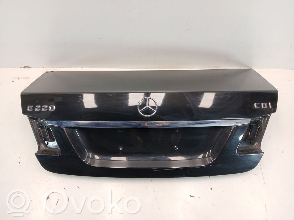 Mercedes-Benz E W211 Puerta del maletero/compartimento de carga