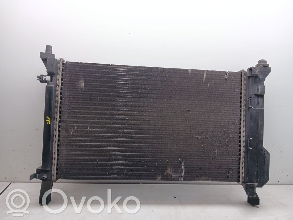 Mercedes-Benz A W169 Radiateur de refroidissement
