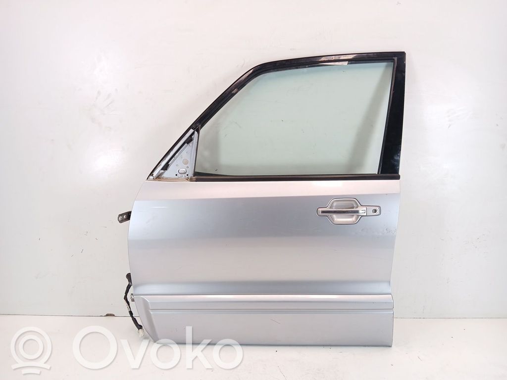 Mitsubishi Montero Puerta delantera 
