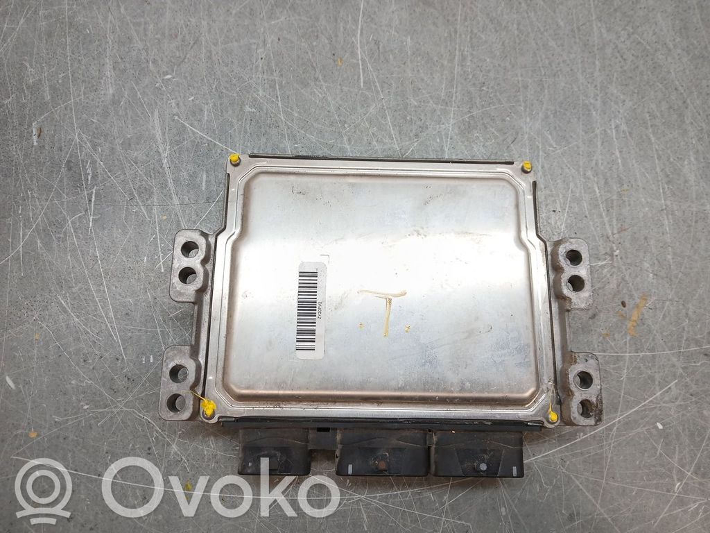 Unitate/modul de control motor   237101989R,237101990R,28321424AZY100F3