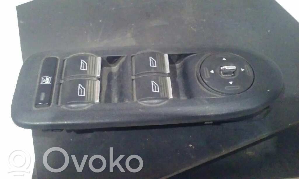 Ford Kuga I Interrupteur commade lève-vitre 