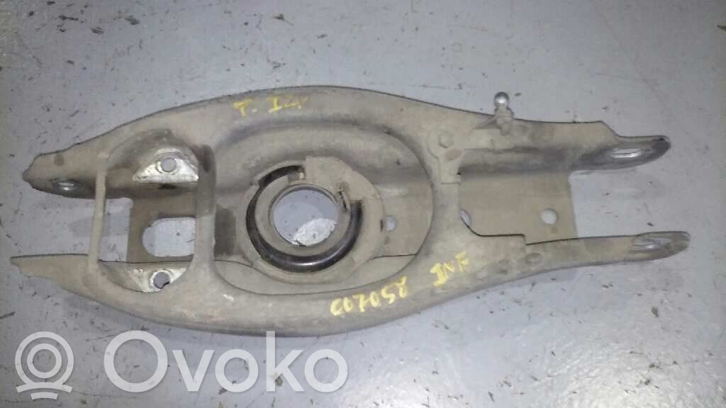 Rear control arm