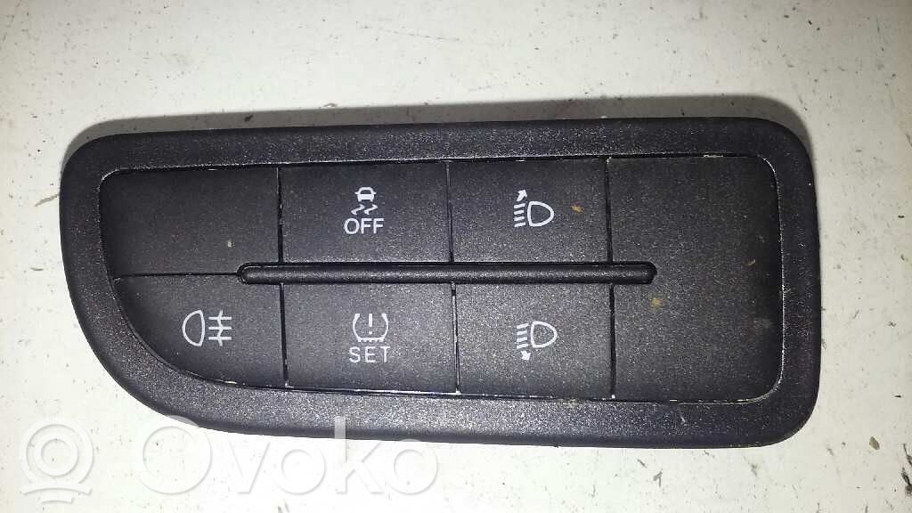 Engine control unit/module   B569
