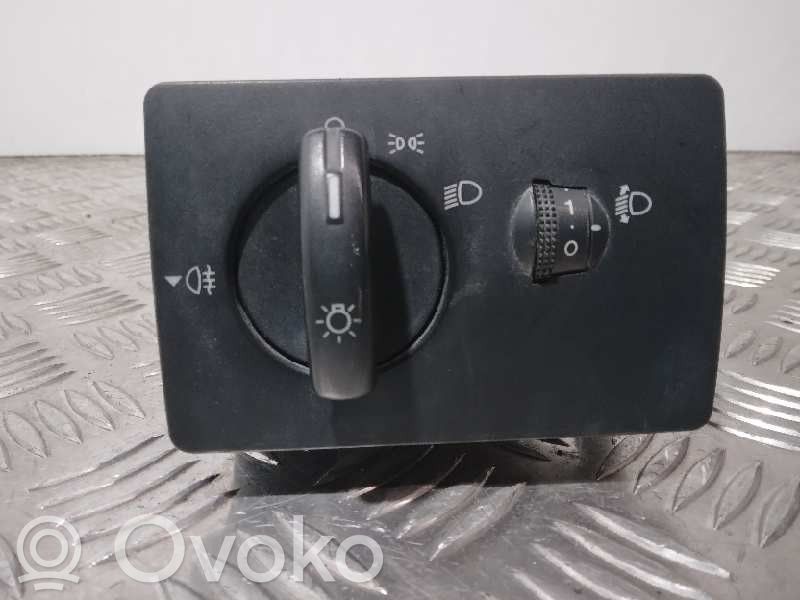 Interruptor de control del panel de luces   6S6T13A024EA