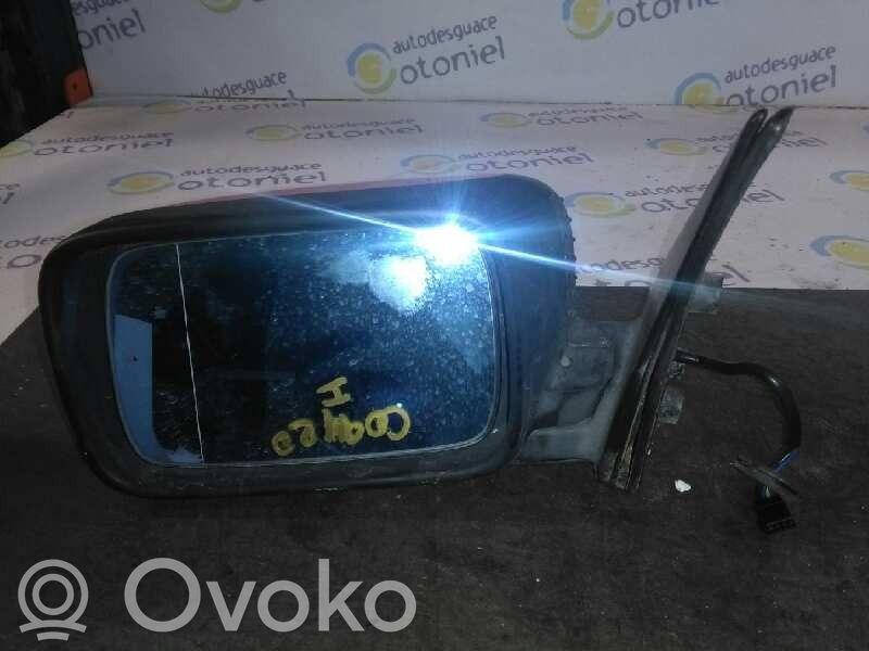 BMW 3 E36 Front door electric wing mirror 