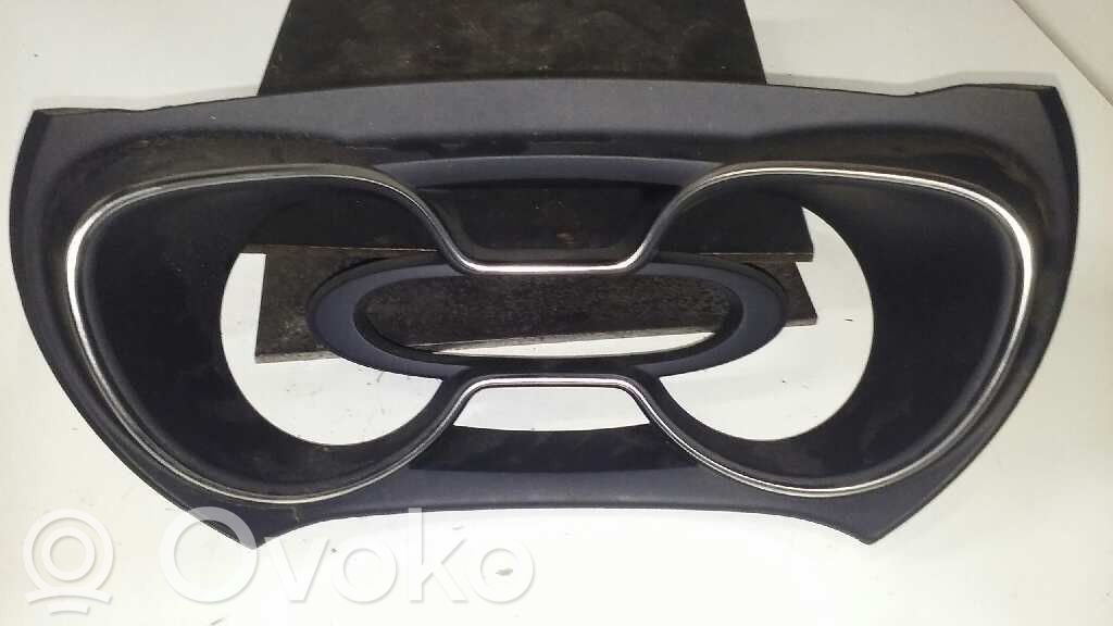 Renault Captur Centrālā konsole 